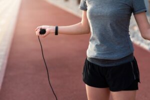 縄跳びダイエットのメリットは？効果的な方法や注意点｜よくある疑問