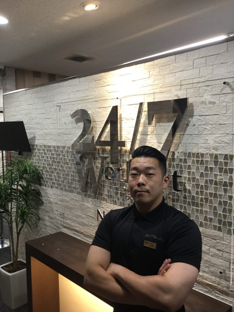 大塚航平｜梅田店