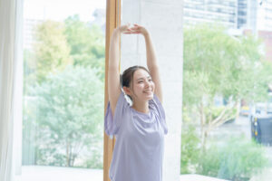 朝ジムに通うことは効果的？メリット・デメリットやおすすめのメニューを詳しく解説